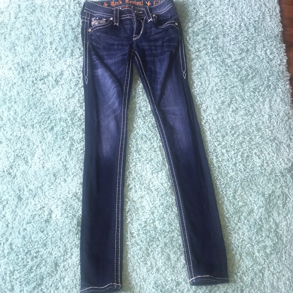COPY - Rock revival in like new condition size 23